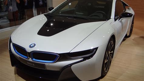 i8 Live .